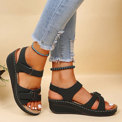 Kathrin | Dames comfortsandalen met bandjes en plateauzool