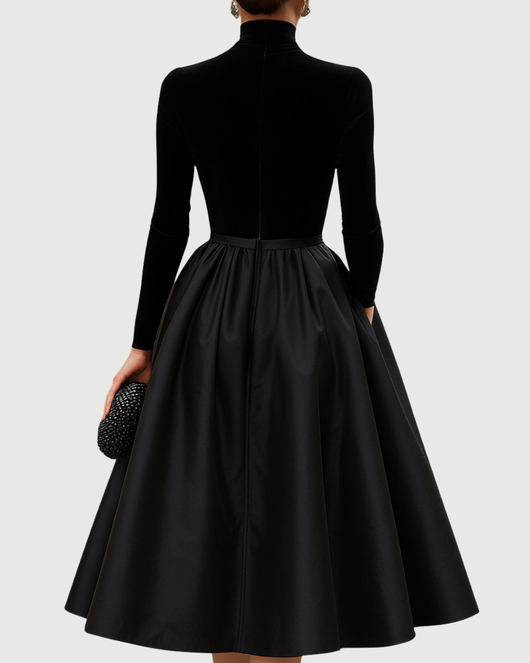Aradia | Elegante zwarte midi-jurk van fluweel en satijn