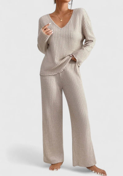 Sabina | Dames loungeset van ribstof met wijde broek