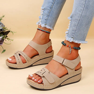 Kathrin | Dames comfortsandalen met bandjes en plateauzool