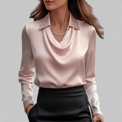 Theresa | Elegante dames satijnblouse met watervalhals
