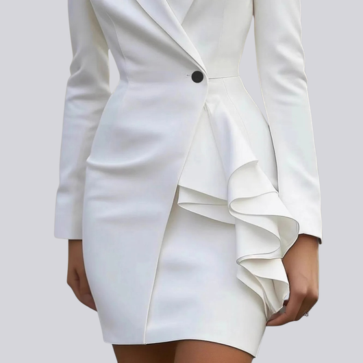 Lena | Getailleerde dames set met jasje en rok