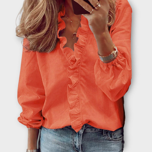 Karla | Dames blouse met ruches, V-hals en lange mouwen