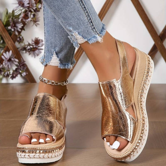 Stefanie | Comfortabele dames plateausandalen met metallic finish