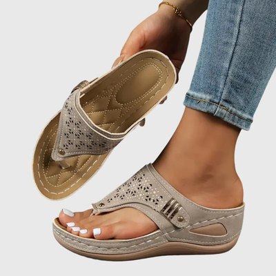 Stefanie | Platte dames instapsandalen
