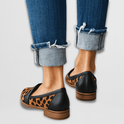 Magdalena | Dames suède loafers met spitse neus voor het voorjaar