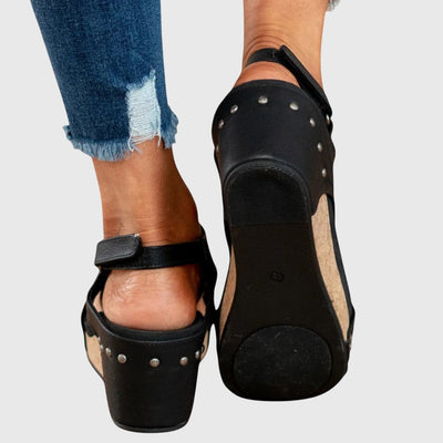 Adela comfortabele platte sandalen