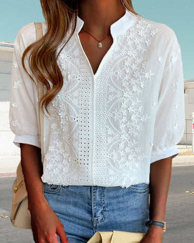 Susanne | Damesblouse met V-hals en pofmouwen