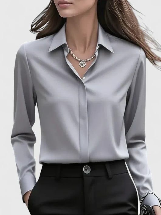 Anja | Elegante dames satijnblouse met knoopsluiting