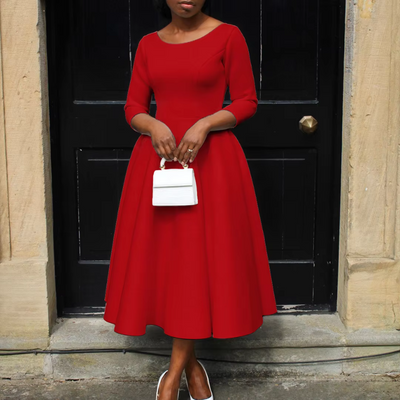 Felicia | Sobere dames midijurk met ronde hals