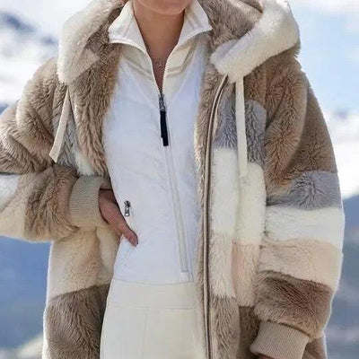 Franziska | Dames winterjas met colorblock-dessin en capuchon
