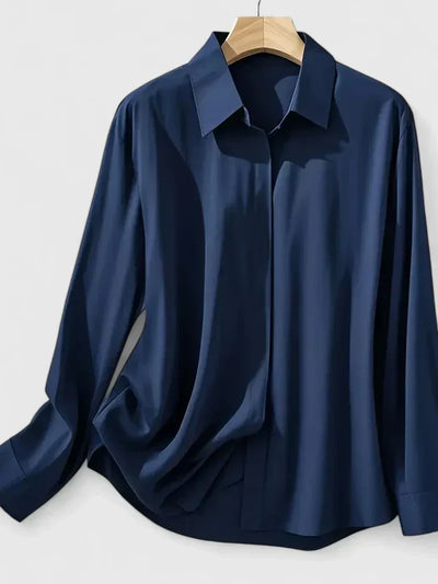 Anja | Elegante dames satijnblouse met knoopsluiting