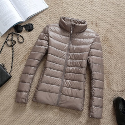 Kerstin | Modieus glanzend kort dames winterjack