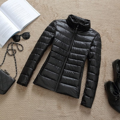 Kerstin | Modieus glanzend kort dames winterjack
