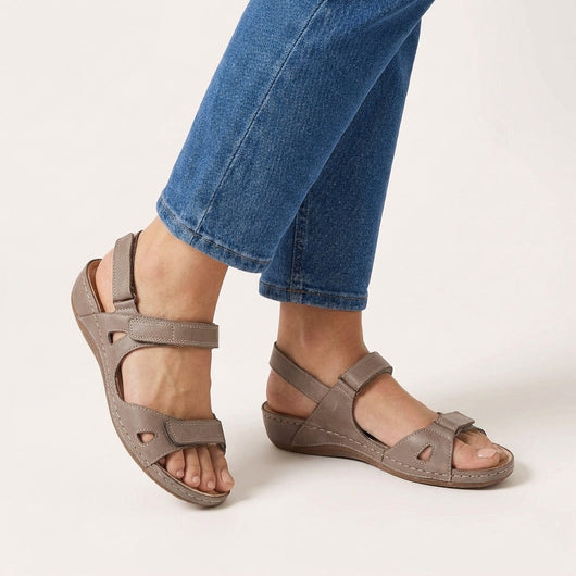 Ruby comfortsandalen met verstelbaar bandje