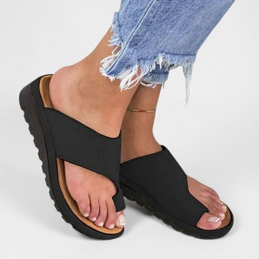 Karin | Comfortabele dames teenslippers voor de zomer