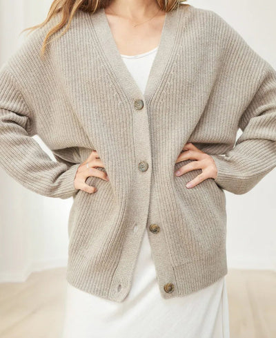 Johanna | Oversized damesvest met knopen