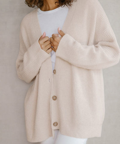 Johanna | Oversized damesvest met knopen