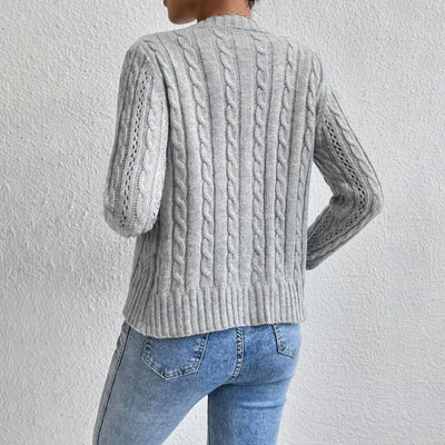 Elfriede | Damesvest met kabelpatroon en knoopsluiting