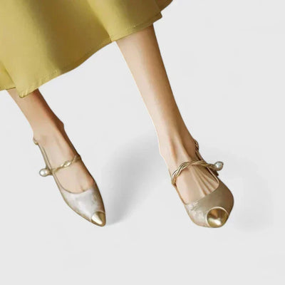 Seraphyane pumps met pareldetail