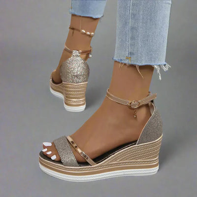 Emma | Dames sandalen met sleehak, plateauzool en open neus