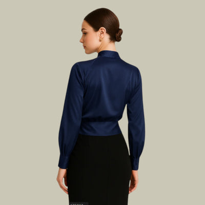 Verena | Elegante dames wikkelblouse van satijn