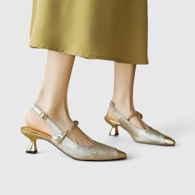 Seraphyane pumps met pareldetail