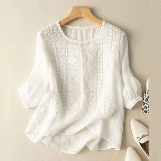 Jessica | Dames geborduurde blouse met ronde hals