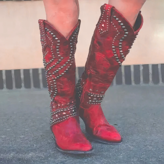 Karla | Dames western enkellaarsjes met studs en hoge hak