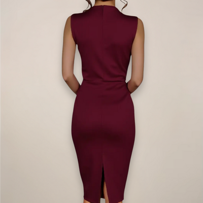Nadine | Mouwloze dames midijurk met hoge hals