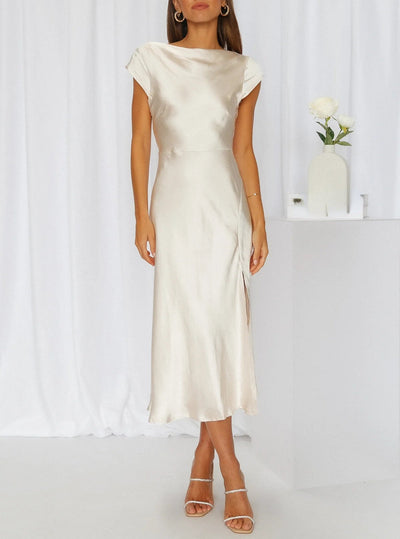 Lara | Dames slipjurk in midilengte met minimalistische silhouet