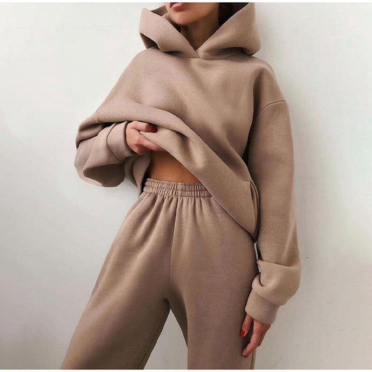 Doris | Dames streetstyle set met hoodie en joggingbroek