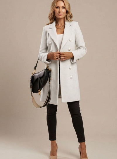Amelie | Dubbelrijse lange dames mantel met slim fit