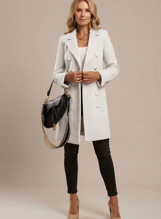 Amelie | Dubbelrijse lange dames mantel met slim fit
