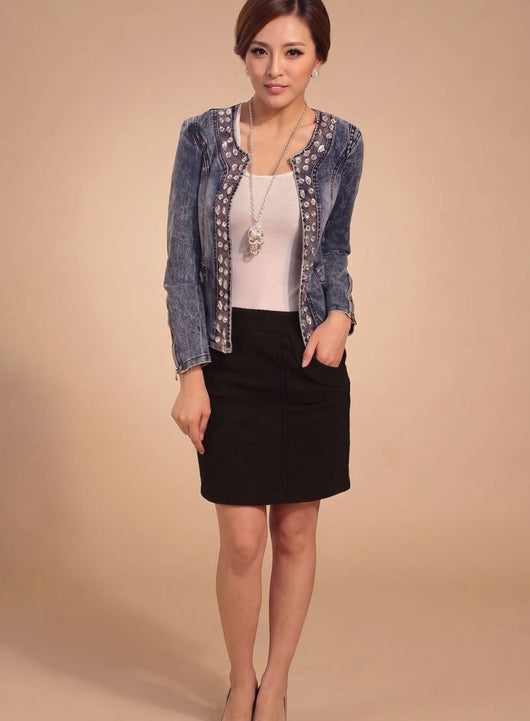 Lena | Korte blauwe dames spijkerjas met strass