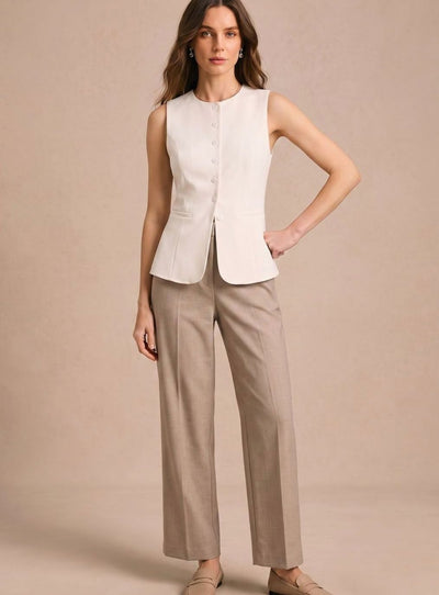 Clara | Elegante mouwloze dames bodywarmer met knoopsluiting