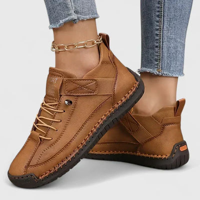 Kymberleigh comfortabele instapsneakers
