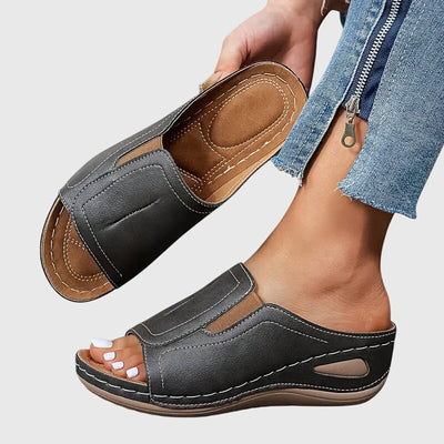 Aretha comfortabele platte sandalen
