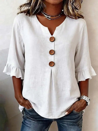 Katharina | Dames blouse met ruchemouwen, houten knopen en v-hals