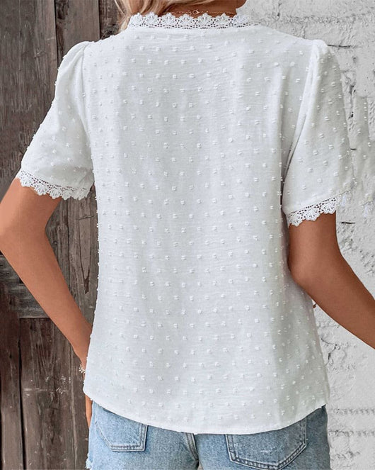 Marie | Dames boho blouse met V-hals, kant en stippenstructuur