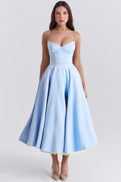 Annika | Dames cocktailjurk met zwierige midirok en verstelbare bandjes