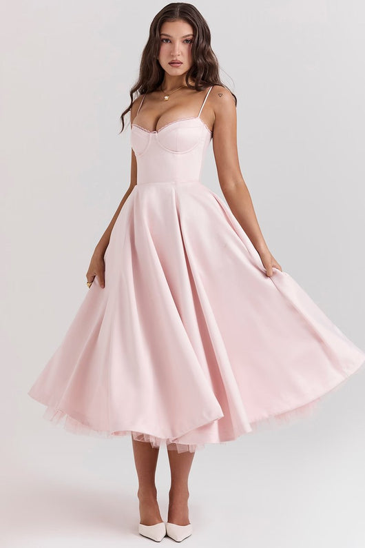 Annika | Dames cocktailjurk met zwierige midirok en verstelbare bandjes