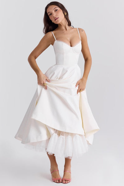 Annika | Dames cocktailjurk met zwierige midirok en verstelbare bandjes