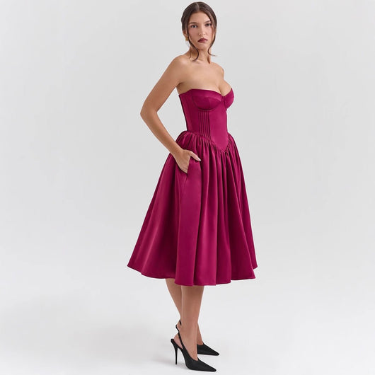 Marlene | Strapless dames cocktailjurk met korsetlijfje en uitlopende satijnen rok