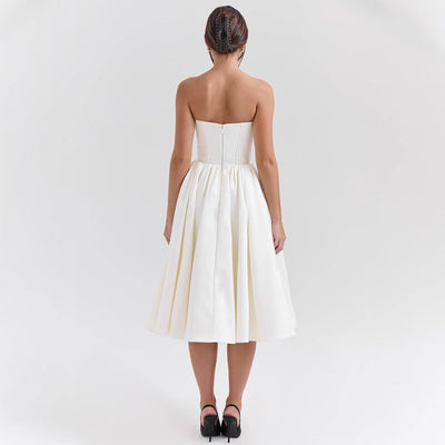 Marlene | Strapless dames cocktailjurk met korsetlijfje en uitlopende satijnen rok
