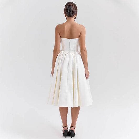 Marlene | Strapless dames cocktailjurk met korsetlijfje en uitlopende satijnen rok