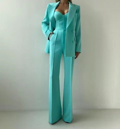 Marlene | Driedelige mintgroene dames set met blazer, korsettop en flared broek