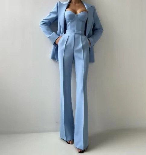 Marlene | Driedelige mintgroene dames set met blazer, korsettop en flared broek