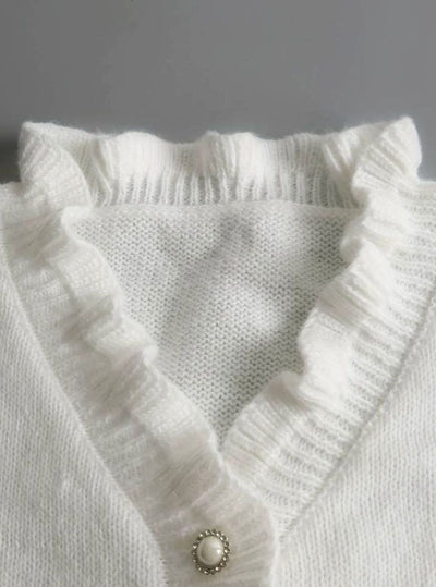 Charlotte | Elegante dames trui met ruches en v-hals
