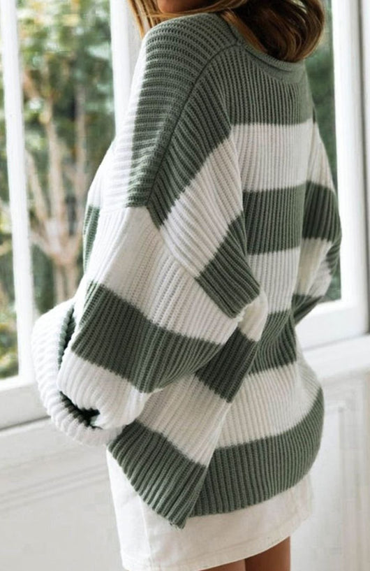 Greta | Gestreepte oversized dames gebreide trui met ronde hals